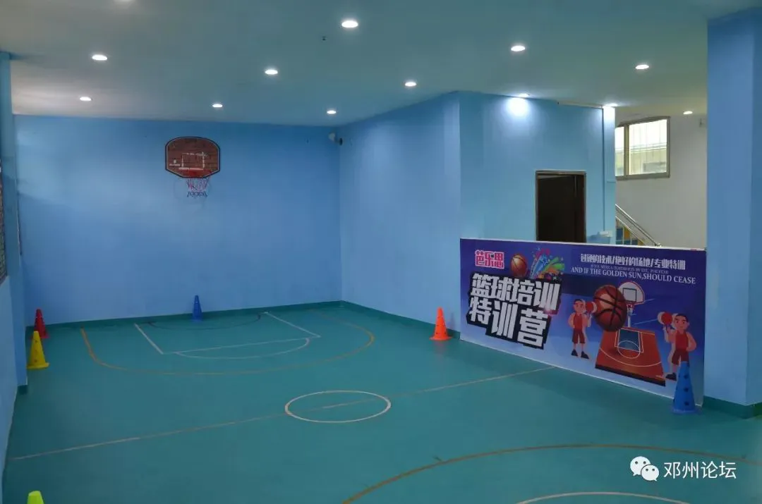 篮球老将如何通过瑜伽提升柔韧性_0